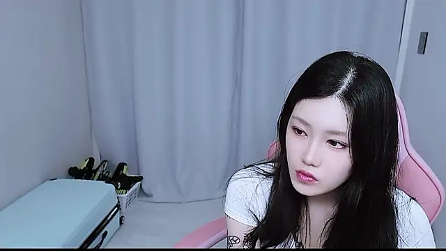 MISA 02 online show from December 21, 2025, 4:14 pm