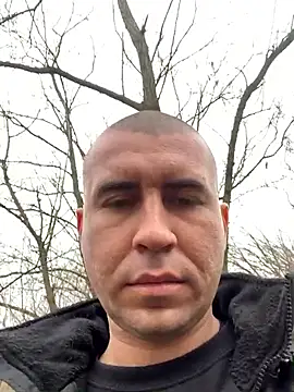 AronMode online show from December 16, 2025, 9:36 am