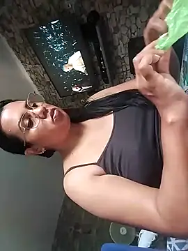 Candy-Samanthy online show from October 30, 2025, 1:56 pm