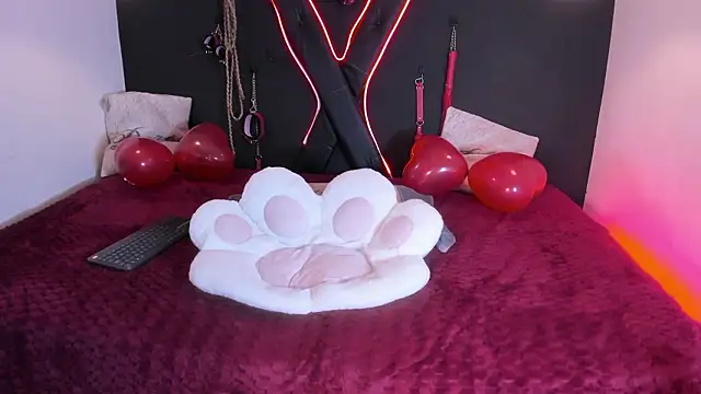 Snapshot of cookie_bit chatting on February 26, 2026, 8:41 pm cookie bit online show from February 26, 2026, 8:41 pm