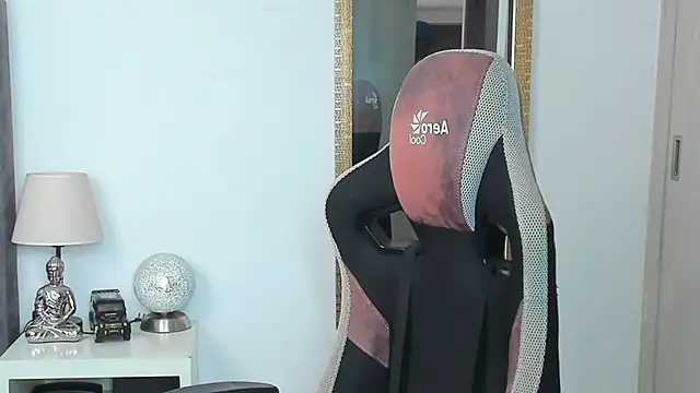 Snapshot of Ken_mailik1 chatting on June 30, 2026, 9:05 pm Ken mailik1 online show from June 30, 2026, 9:05 pm