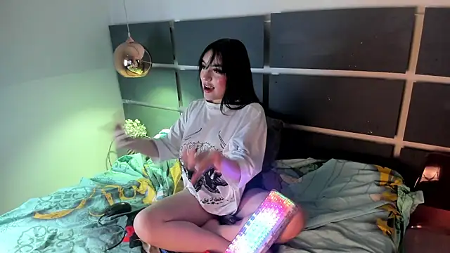 Snapshot of bubble__angel__ chatting on May 18, 2026, 12:33 pm bubble angel online show from May 18, 2026, 12:33 pm
