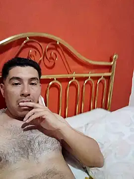 Ezeaxl online show from October 25, 2025, 3:36 am