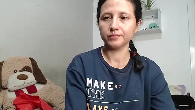 Renata Rivas online show from March 10, 2026, 4:06 am