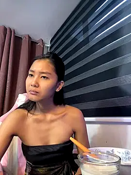 Snapshot of De_amore chatting on December 4, 2025, 2:10 am De amore online show from December 4, 2025, 2:10 am