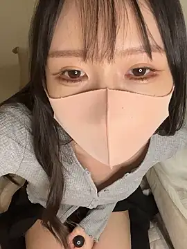 Snapshot of Onami_555 chatting on November 5, 2025, 10:26 am Onami 555 online show from November 5, 2025, 10:26 am