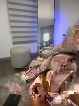 Samanthfox4444  online show from October 18, 2025, 3:20 am