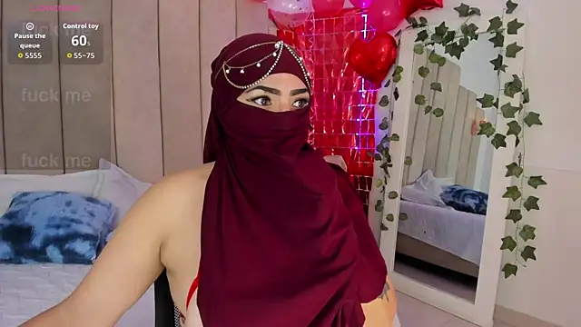  naylaa  online show from February 14, 2026, 3:25 am