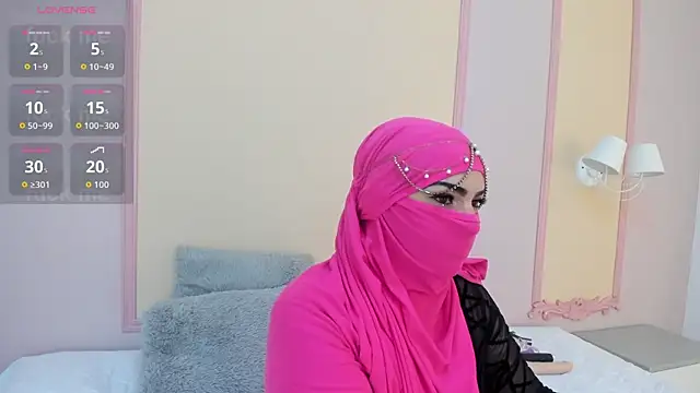  naylaa  online show from March 22, 2026, 3:43 am