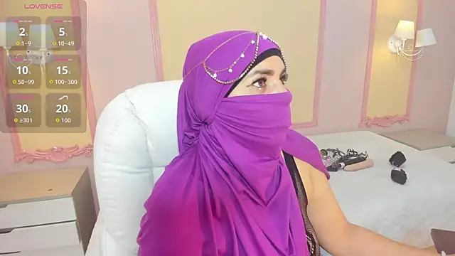 Snapshot of _naylaa_ chatting on April 26, 2026, 3:04 am naylaa online show from April 26, 2026, 3:04 am