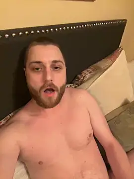 custardnmypie online show from October 27, 2025, 4:05 am