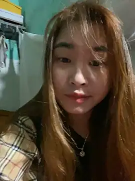 Snapshot of Yan_50299 chatting on October 22, 2025, 12:49 pm Yan 50299 online show from October 22, 2025, 12:49 pm