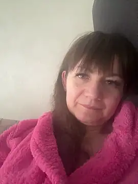 Butterfly8385 online show from February 3, 2026, 9:03 am