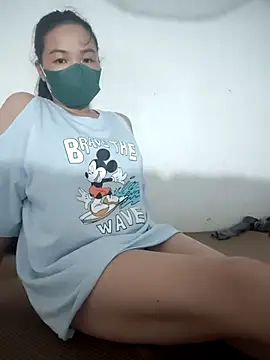 pusi xinh online show from October 12, 2025, 2:05 pm