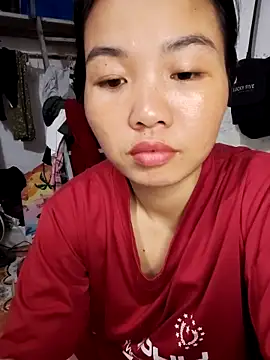 pusi xinh online show from October 20, 2025, 3:01 pm