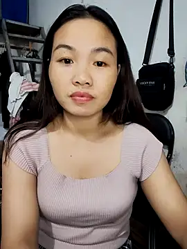 pusi xinh online show from October 21, 2025, 5:13 pm