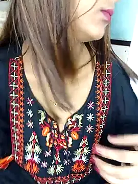 Marathi gavtami online show from December 5, 2025, 5:38 am