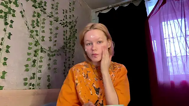 Kate mikki online show from December 18, 2025, 3:01 am