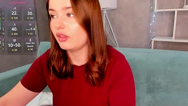 Maria Reiiden online show from October 15, 2025, 8:47 am