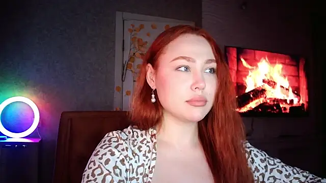 LolaMint  online show from November 16, 2025, 11:38 am