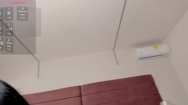 LittleVaale online show from December 21, 2025, 10:44 am