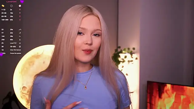 Snapshot of KaryTasch chatting on November 30, 2025, 7:07 pm KaryTasch online show from November 30, 2025, 7:07 pm