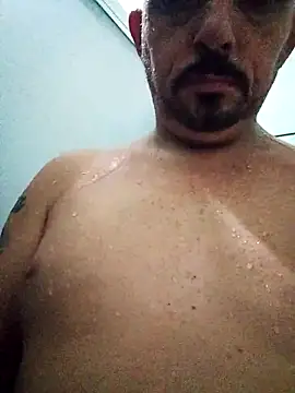 MORENORC79 online show from April 15, 2026, 4:08 am