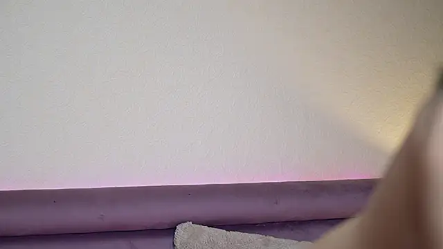 Snapshot of JoelleApril chatting on February 20, 2026, 9:26 pm JoelleApril online show from February 20, 2026, 9:26 pm