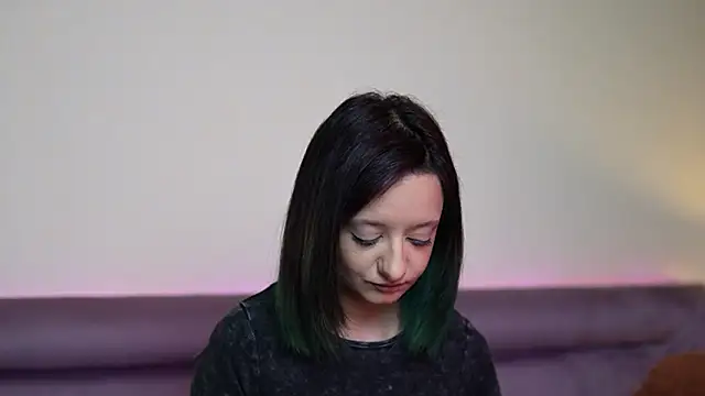 JoelleApril online show from March 24, 2026, 9:09 pm