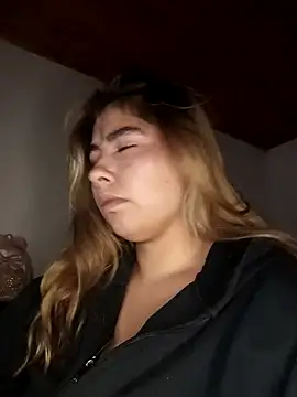 sofiazaf5 online show from November 8, 2025, 2:23 am