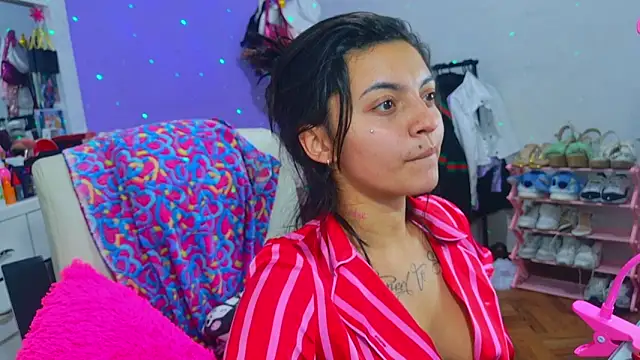 Liisaa Kiss online show from February 10, 2026, 6:06 am