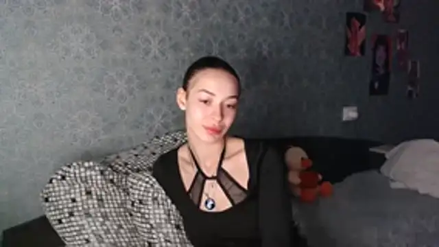 Snapshot of Daphne_Darkthorn chatting on November 9, 2025, 2:21 am Daphne Darkthorn online show from November 9, 2025, 2:21 am