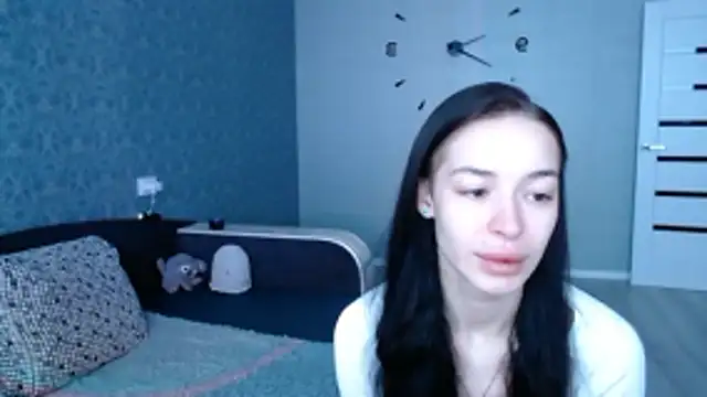 Snapshot of Daphne_Darkthorn chatting on November 20, 2025, 8:36 am Daphne Darkthorn online show from November 20, 2025, 8:36 am