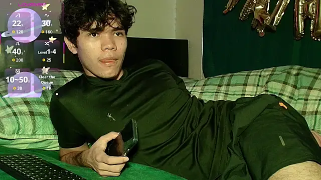 Im Camii online show from November 6, 2025, 6:20 pm