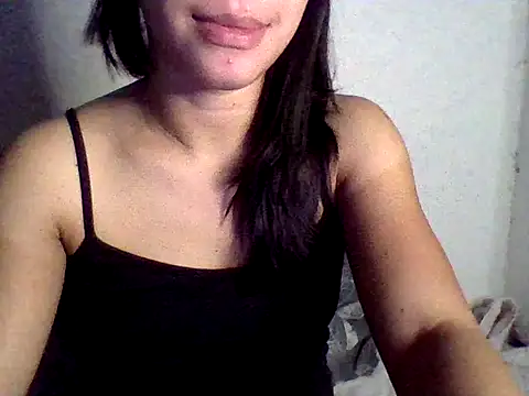 cocomum online show from May 5, 2026, 7:44 pm