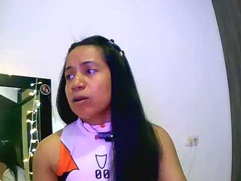 chiarafus0 online show from October 11, 2025, 9:24 pm