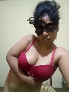 Snapshot of Expose_Queen chatting on December 14, 2025, 4:34 pm Expose Queen online show from December 14, 2025, 4:34 pm