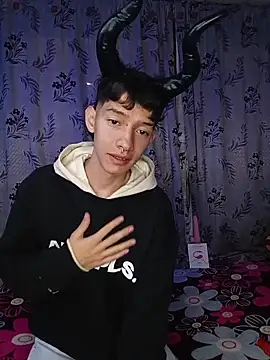 heyy noah11 online show from November 13, 2025, 3:05 am