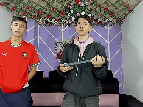 heyy noah11 online show from February 12, 2026, 1:17 pm