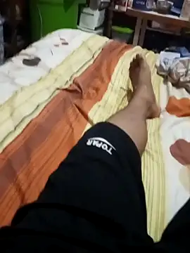 Snapshot of XJordan23 chatting on November 19, 2025, 12:05 pm XJordan23 online show from November 19, 2025, 12:05 pm