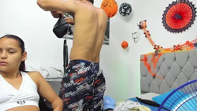 Snapshot of Sofi_And_Santy chatting on November 4, 2025, 11:48 pm Sofi And Santy online show from November 4, 2025, 11:48 pm