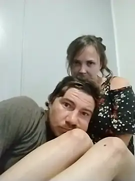 Snapshot of creamycouple69 chatting on October 12, 2025, 11:09 am creamycouple69 online show from October 12, 2025, 11:09 am