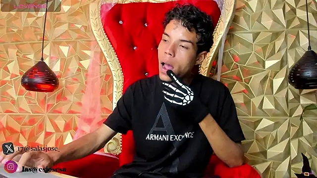 jhojan foxxx  online show from October 31, 2025, 9:43 am