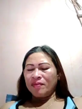 Snapshot of merr_ann123 chatting on October 27, 2025, 11:14 am merr ann123 online show from October 27, 2025, 11:14 am