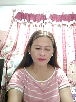 Snapshot of merr_ann123 chatting on April 26, 2026, 1:31 pm merr ann123 online show from April 26, 2026, 1:31 pm