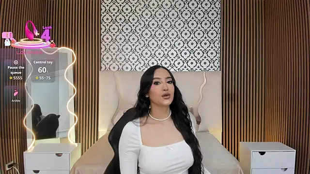 Snapshot of BEELLA_TAY1 chatting on November 13, 2025, 3:55 pm BEELLA TAY1 online show from November 13, 2025, 3:55 pm