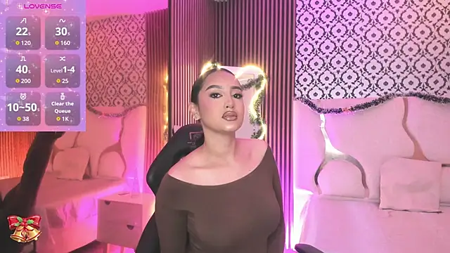 Snapshot of BEELLA_TAY1 chatting on December 3, 2025, 12:03 pm BEELLA TAY1 online show from December 3, 2025, 12:03 pm