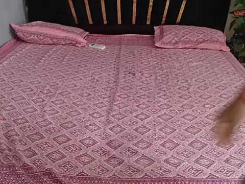 Snapshot of hii_tanisha chatting on October 24, 2025, 5:04 am hii tanisha online show from October 24, 2025, 5:04 am