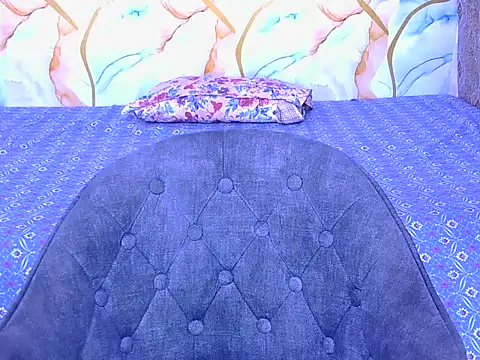 hii tanisha online show from April 2, 2026, 3:42 pm