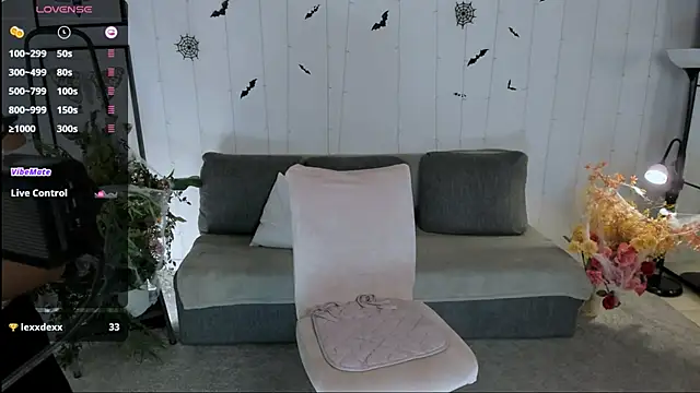 Erika Kim online show from October 25, 2025, 5:48 am